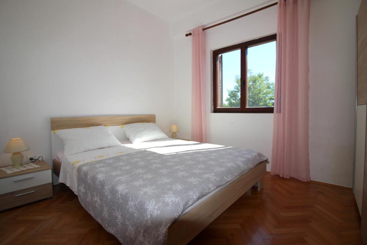 Apartment Liliana Near Beach Poreč Zewnętrze zdjęcie
